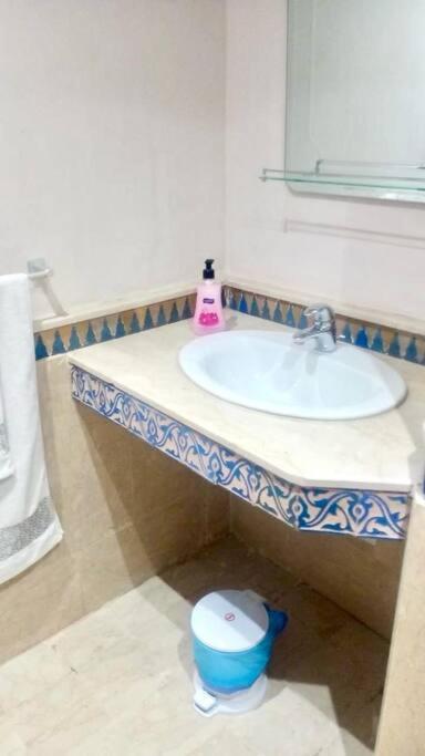 Beautiful Hivernage With Pool & Balcony, Near Attractions Appartement