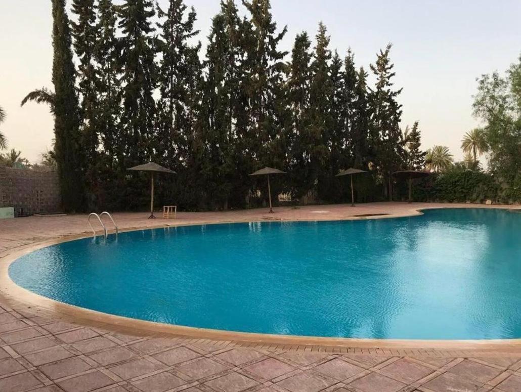 Apartment Superbe Equipe En Propre Avec Piscine