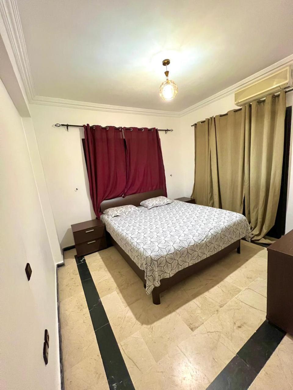 Apartment Superbe Equipe En Propre Avec Piscine *