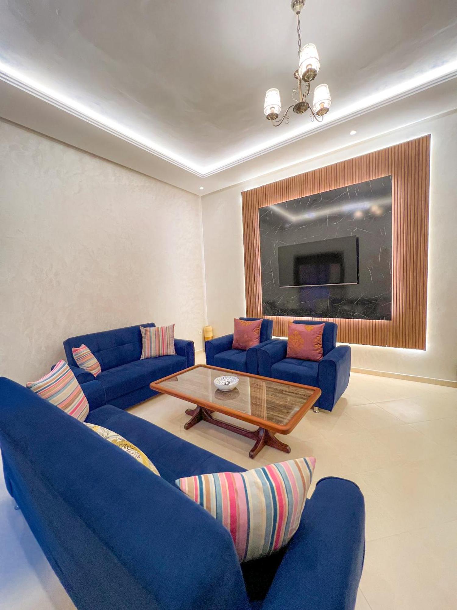 Appartement Modern Flat With Double Patio Right Next To Marrakech Center