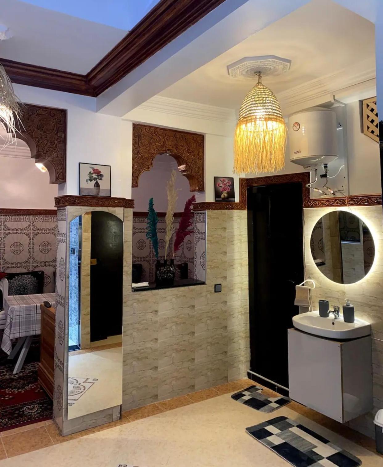 Au Centre De La Medina Marrakesh