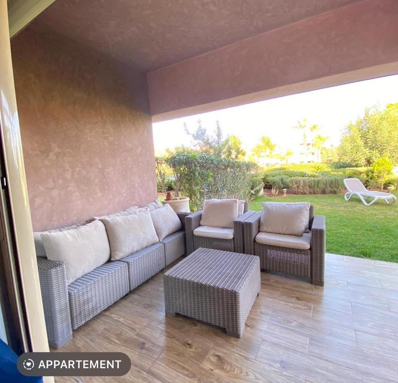 Avec Piscine Au Coeur De Marrakech Appartement *