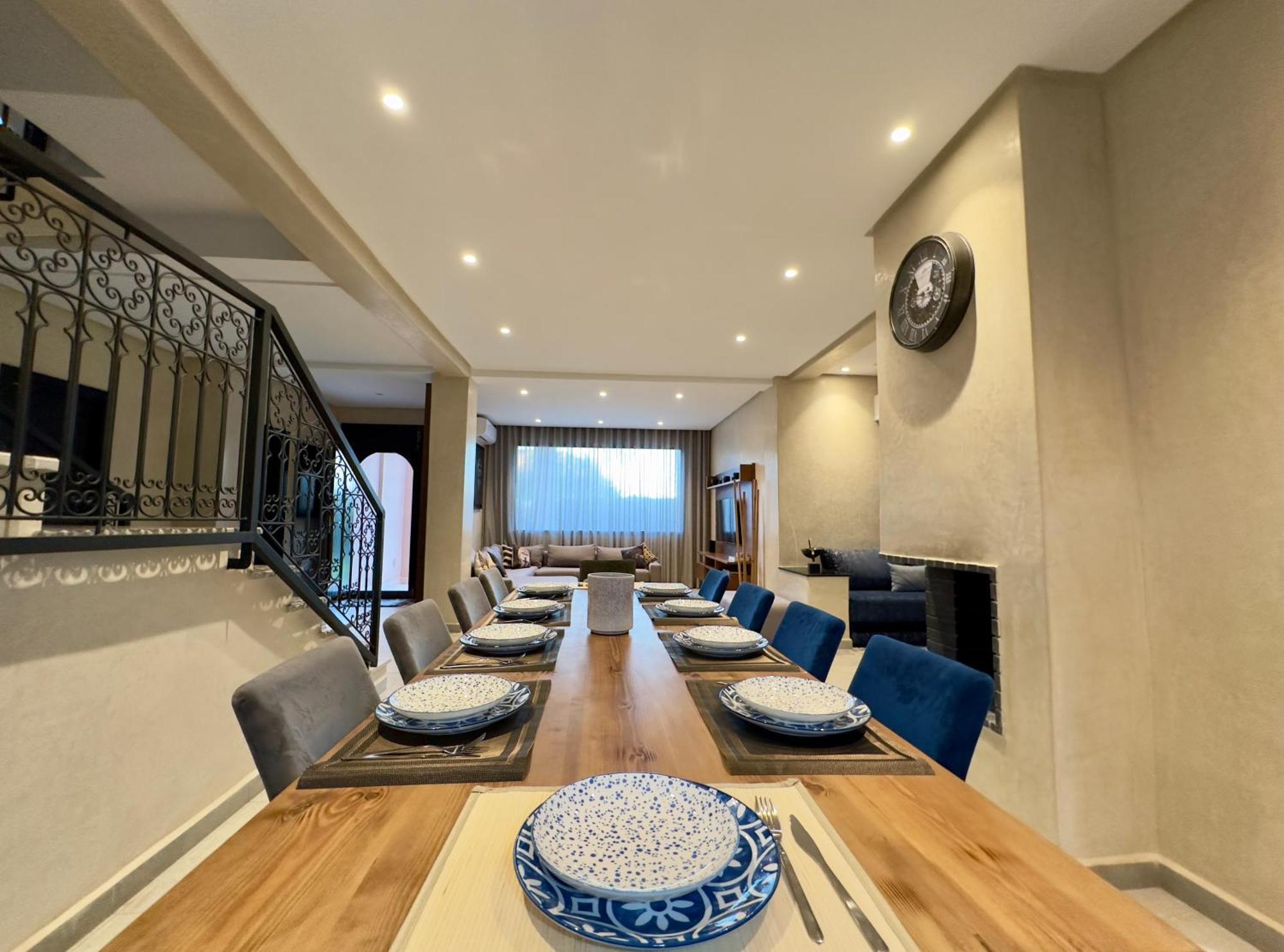 Villa Atlas View