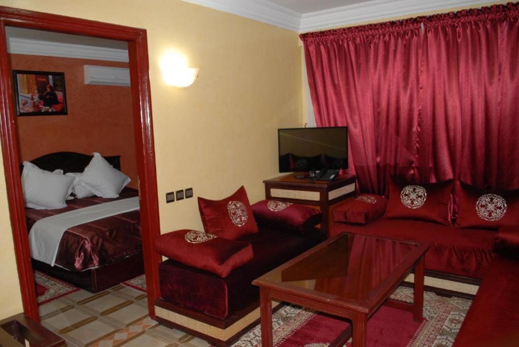 Les Ambassadeurs Hotel