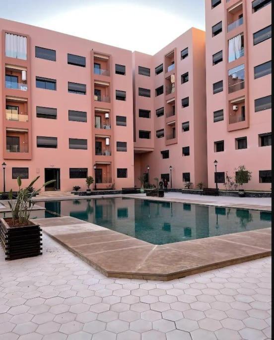 Appartement Apparemment Chic Au Coeur De Marrakech Marrakesh