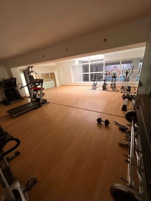 Gueliz Avec Piscine Et Salle De Sport Appartement