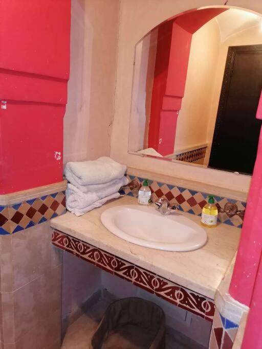 Gueliz Avec Piscine Et Salle De Sport Marrakesh