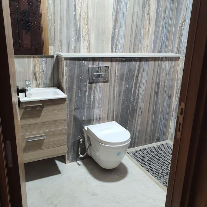 Pres Du Ibis Et Wazo Et Marjane Mall Appartement