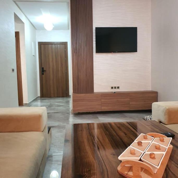 Appartement Pres Du Ibis Et Wazo Et Marjane Mall