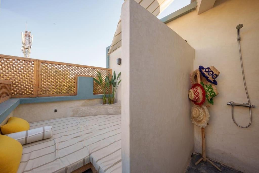 Riad Exclusif- Piscine - Petit Dejeuner Gratuit * Marrakesh