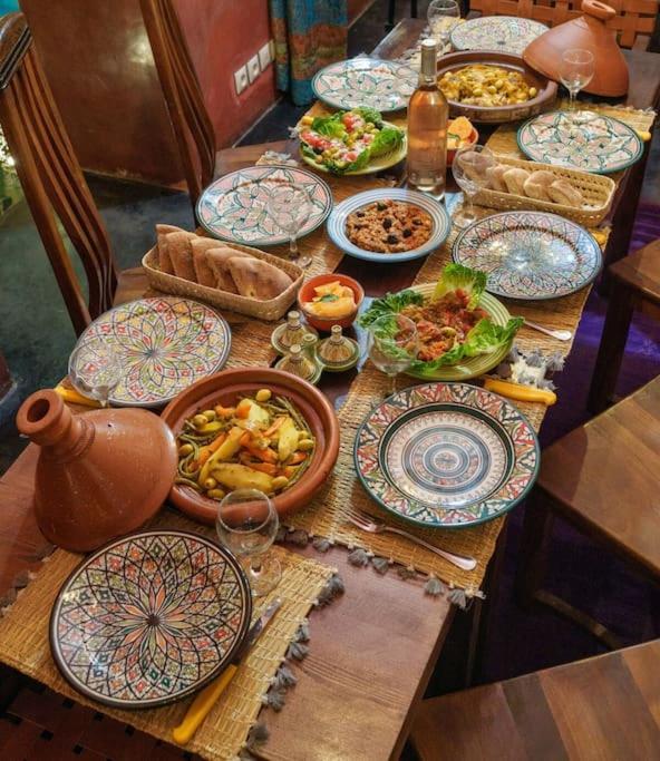 Villa Riad Exclusif- Piscine - Petit Dejeuner Gratuit *