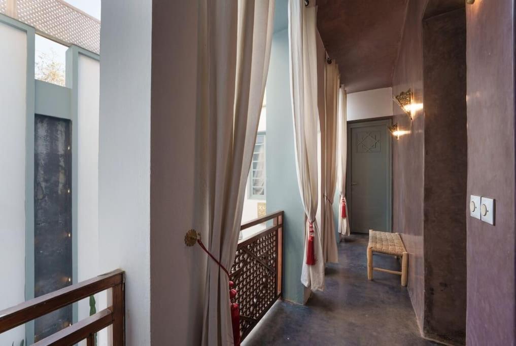 Riad Exclusif- Piscine - Petit Dejeuner Gratuit Villa