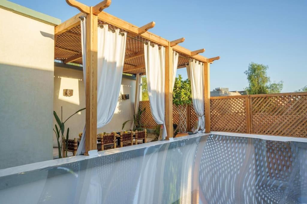Riad Exclusif- Piscine - Petit Dejeuner Gratuit