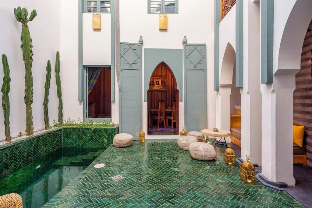 Villa Riad Exclusif- Piscine - Petit Dejeuner Gratuit *