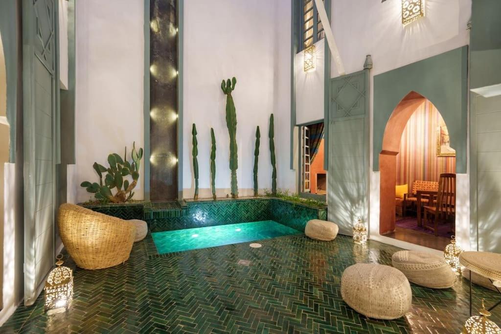 Villa Riad Exclusif- Piscine - Petit Dejeuner Gratuit Marrakesh