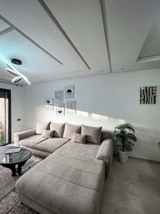 Menara Gardens & Pool Appartement