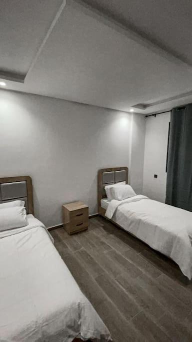 Menara Gardens & Pool Appartement *