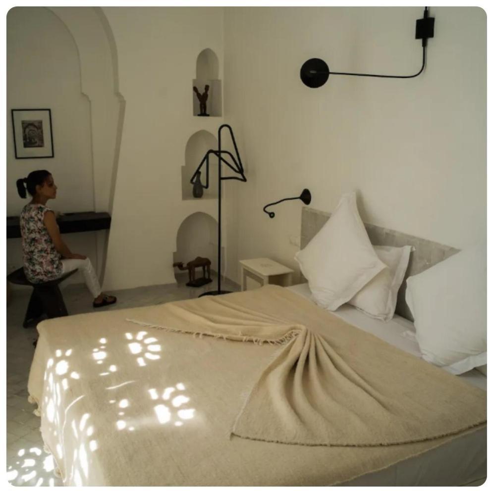 Riad Le M *