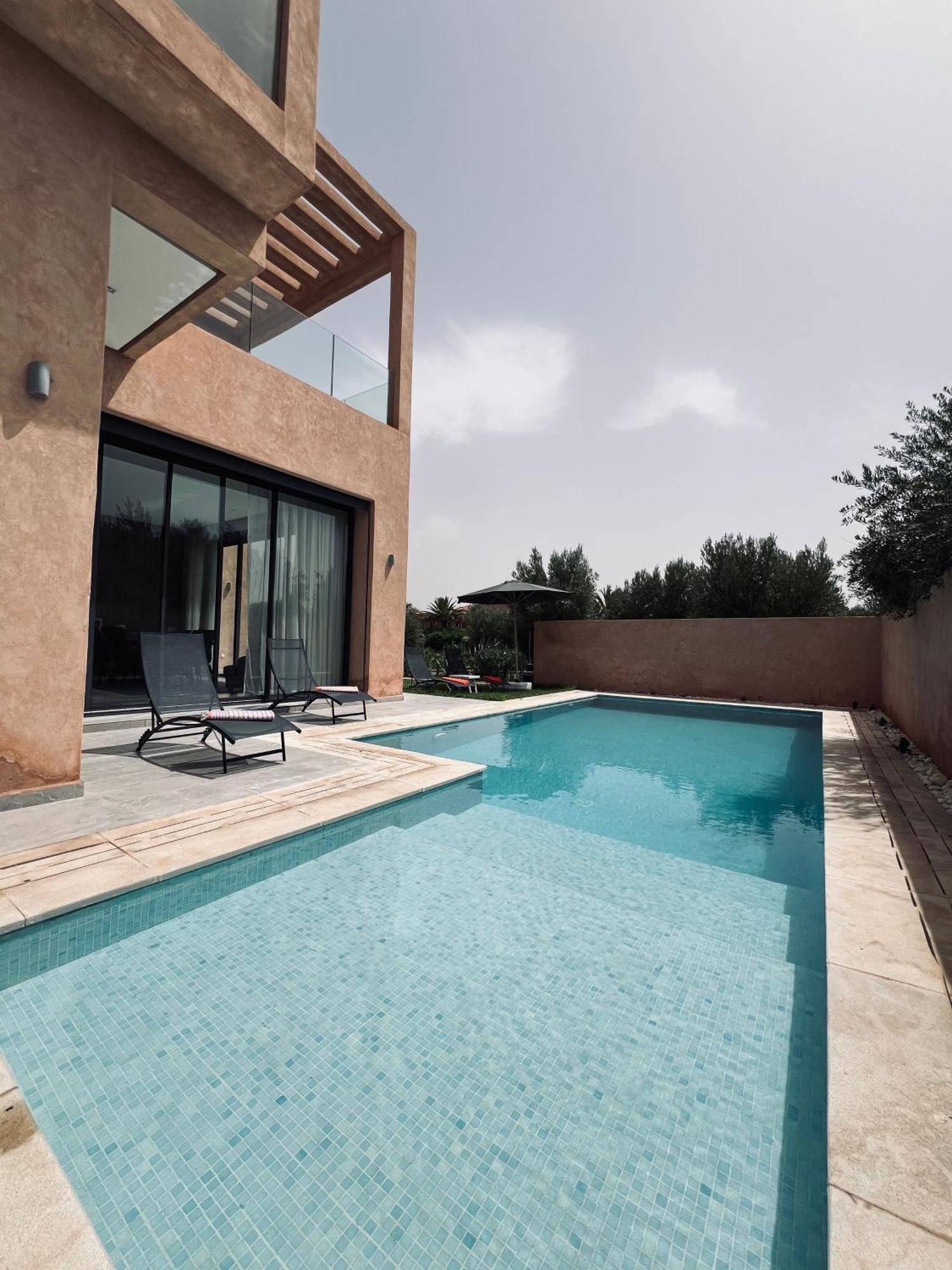 Dream Villa *