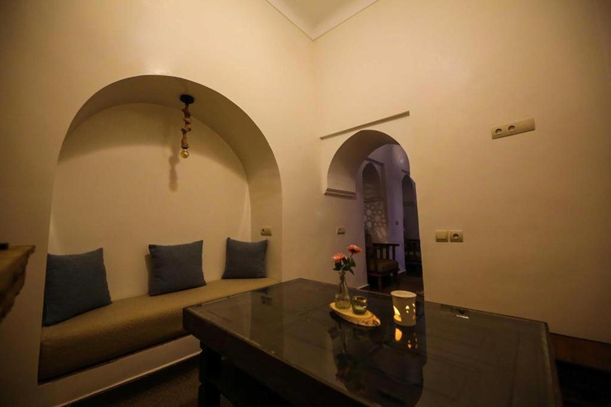 Oum H&n Exclusive Marrakesh