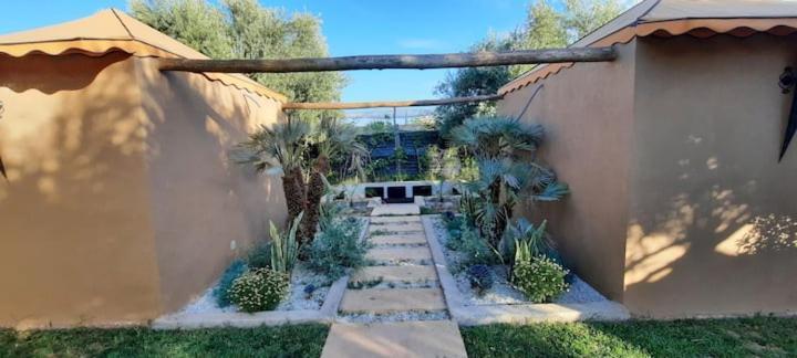 Adam Ferme Marrakesh