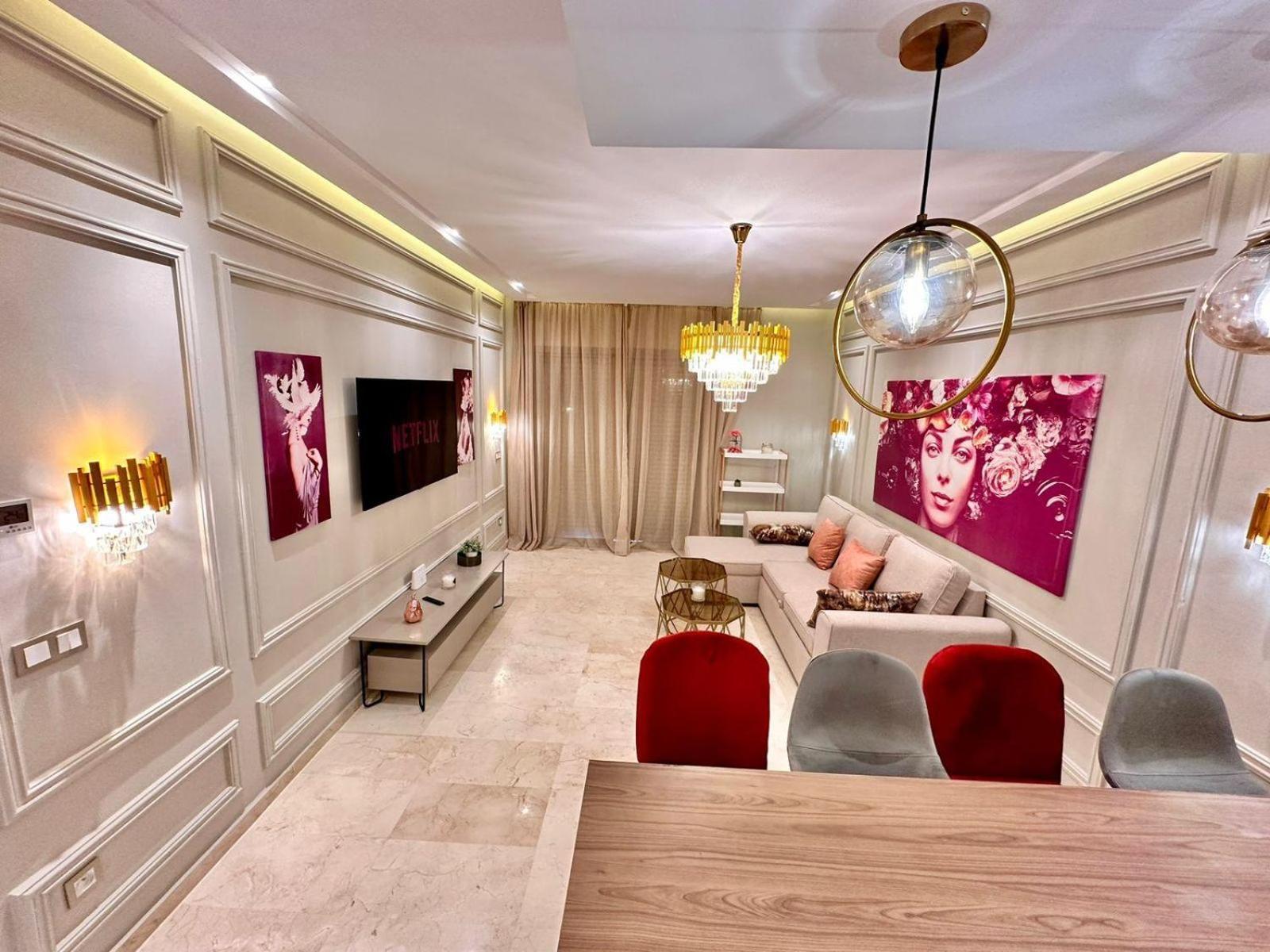 Appartement Luxueux Avec Piscine 10 Minutes Du Centre