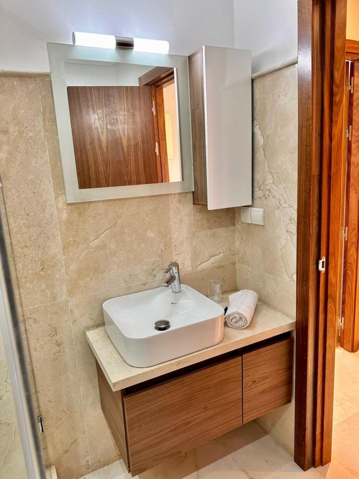 Luxueux Avec Piscine 10 Minutes Du Centre Appartement Marrakesh