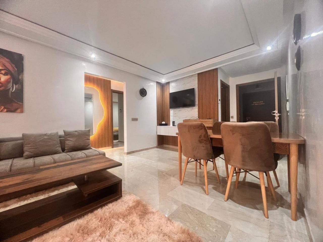 Appartement Apparemment De Prestige Gueliz Kasbel 212, 02 *