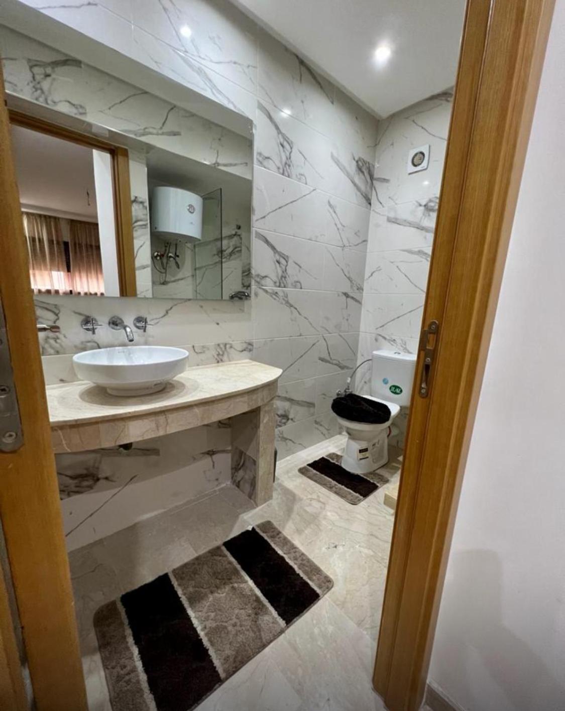 Appartement A Cote Theatre Royal *