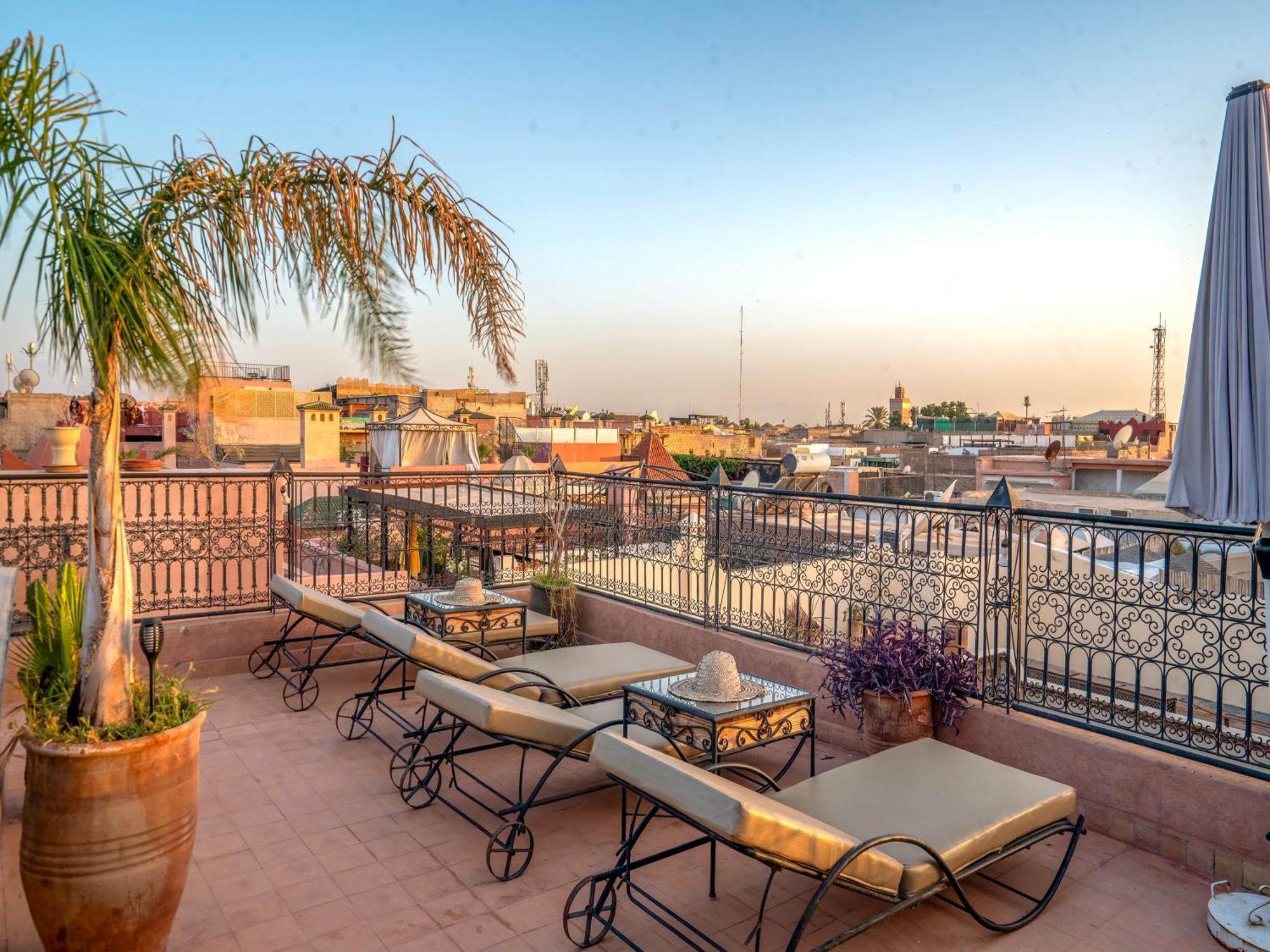 Dar Ennakhla Riad *