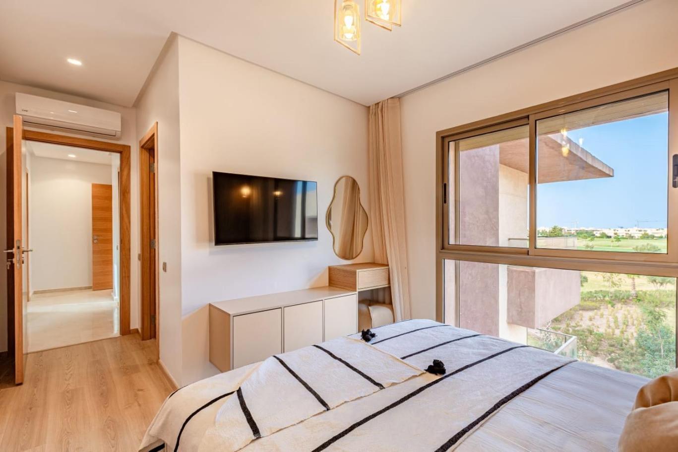 Appartement New! App Spacieux Avec Piscine Et Parking A Saphir Marrakesh