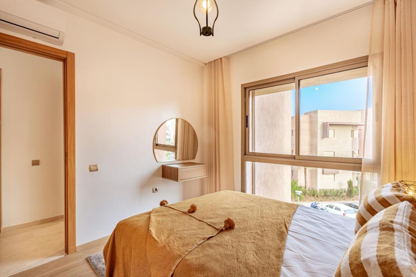 Appartement New! App Spacieux Avec Piscine Et Parking A Saphir *