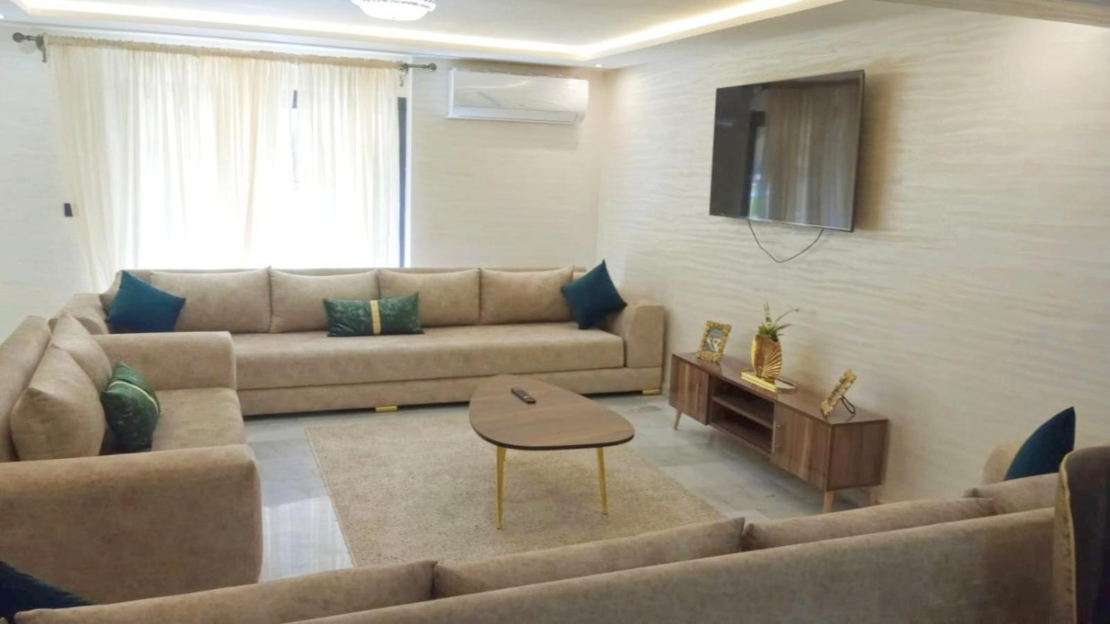 Vakantiehuis Duplex De Reve Au Coeur De Marrakech Avec Deux Piscines Pour Adultes Et Enfants *