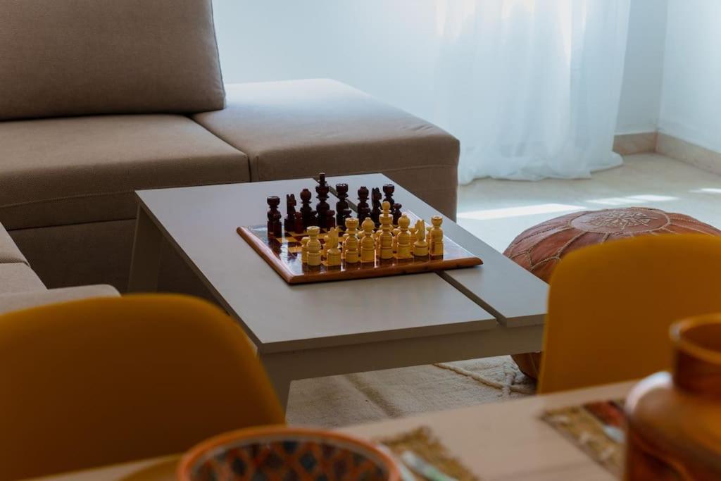 Bel Hivernage Avec Belle Terrasse Appartamento
