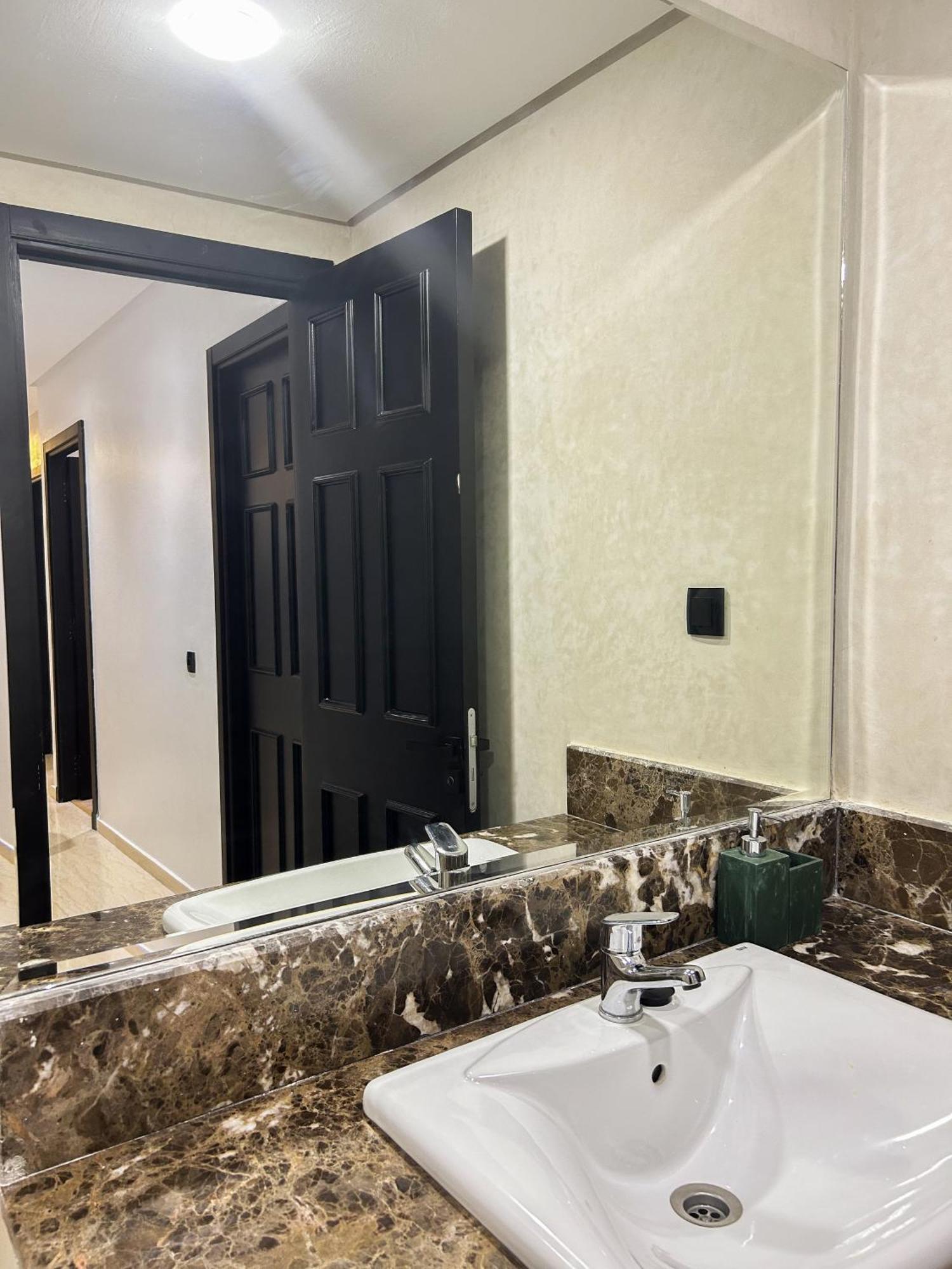 Luxe Et Douceur Moderne, Parking Prive Appartement *