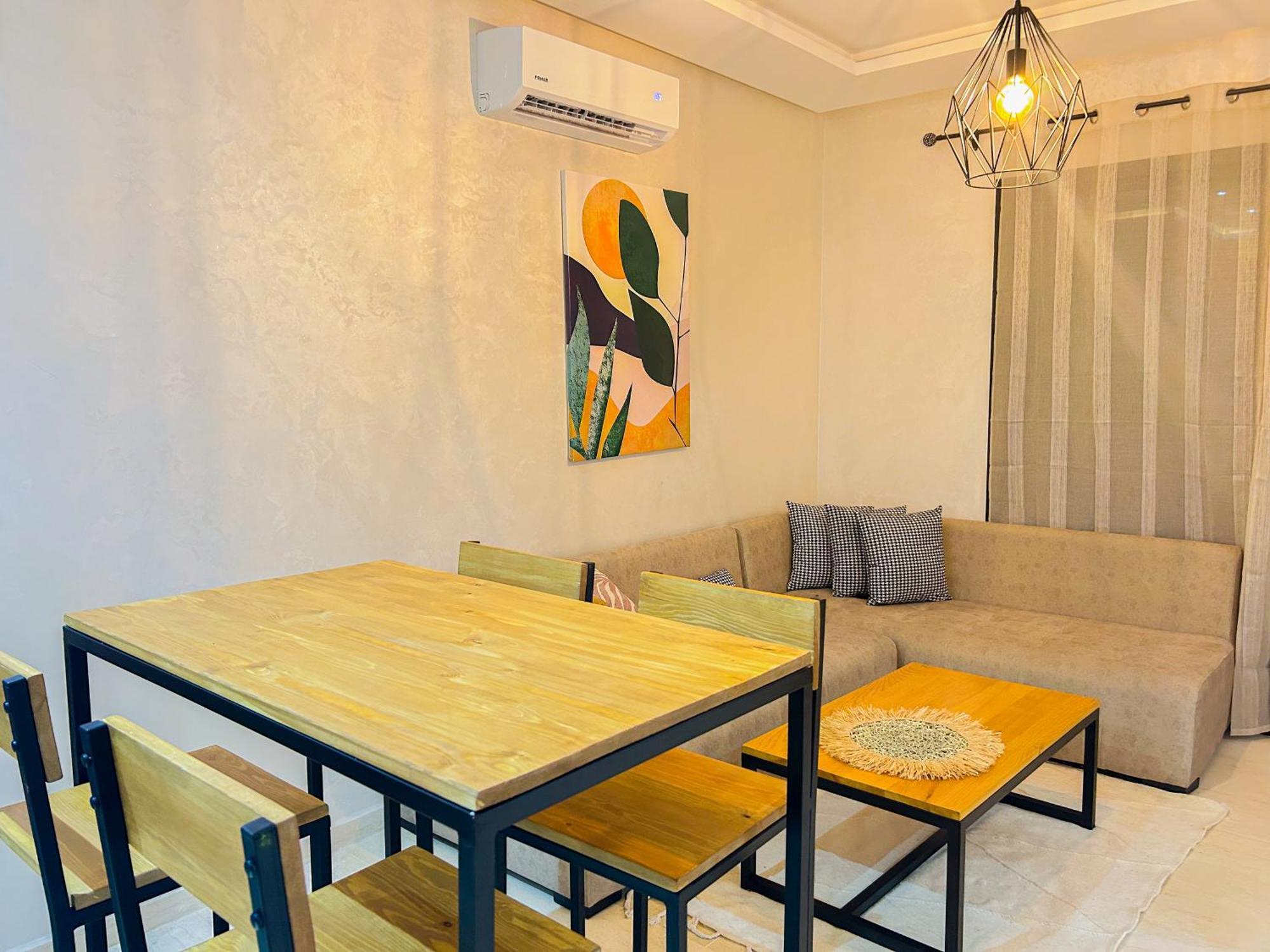 Apartment Le Cocon Dore Avec Terrasse Ensoleillee Au Centre De Marrakech