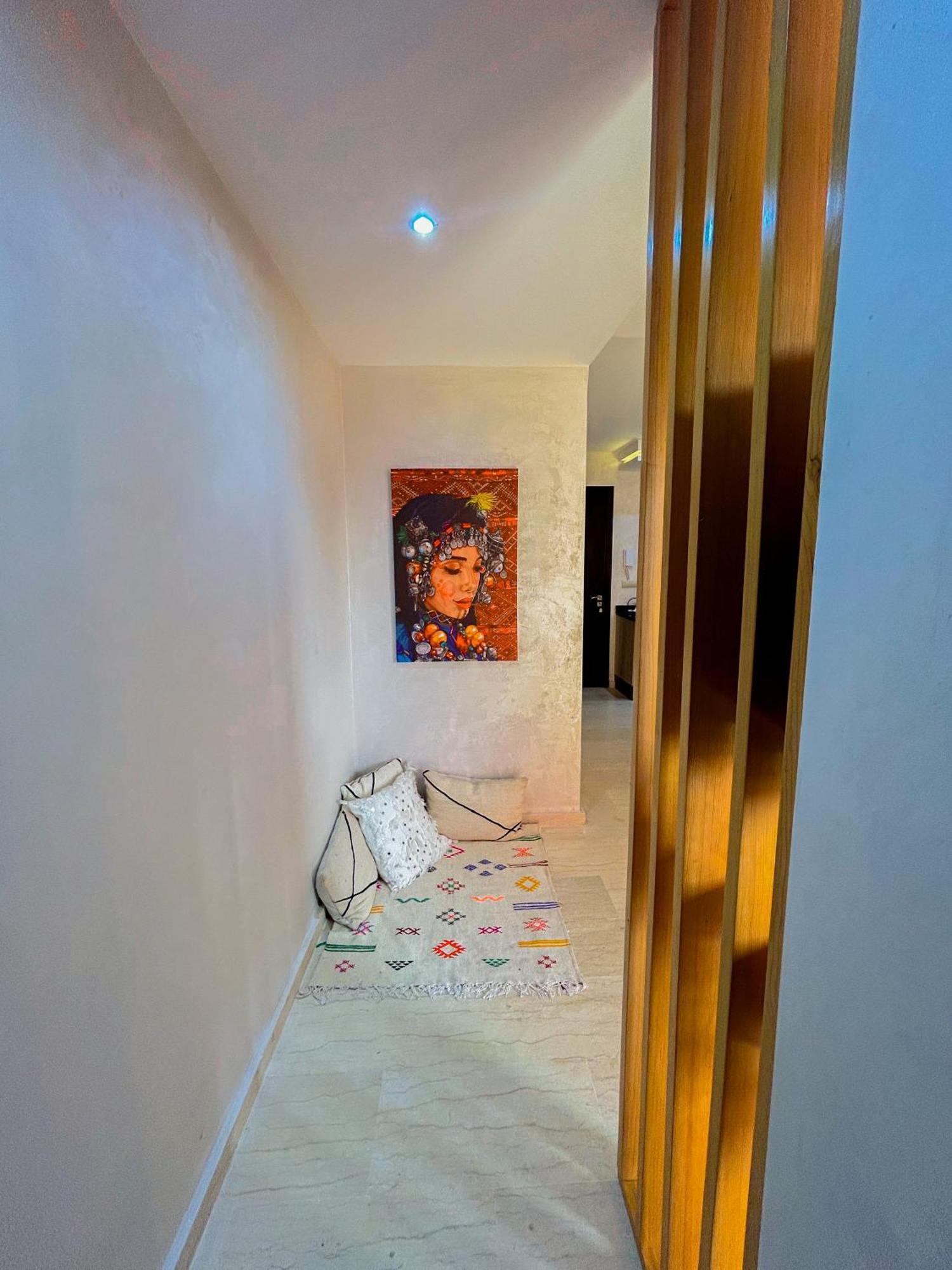 Le Cocon Dore Avec Terrasse Ensoleillee Au Centre De Marrakech Apartment