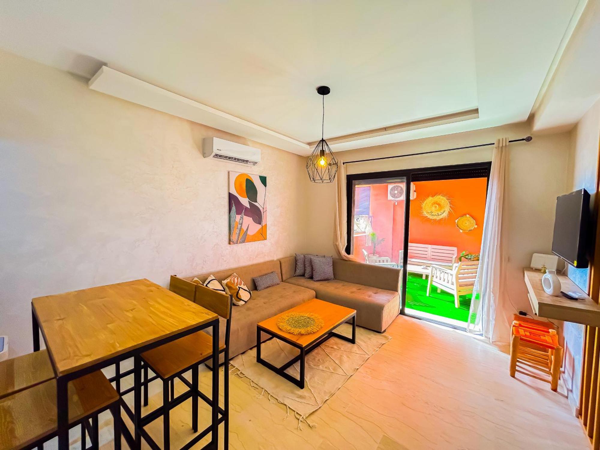 Le Cocon Dore Avec Terrasse Ensoleillee Au Centre De Marrakech Apartment Marrakesh