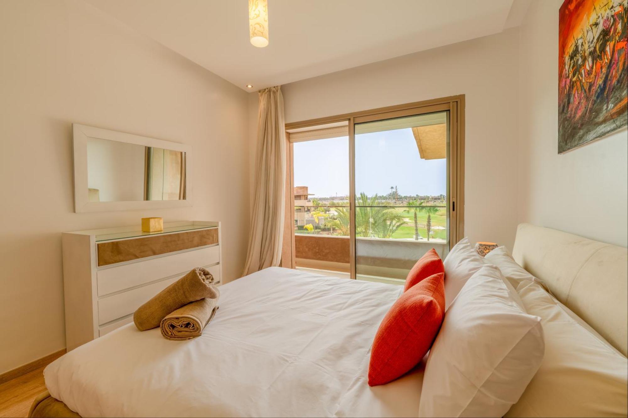 Relax Front Of Panoraview Pool Golf Atlas Appartement
