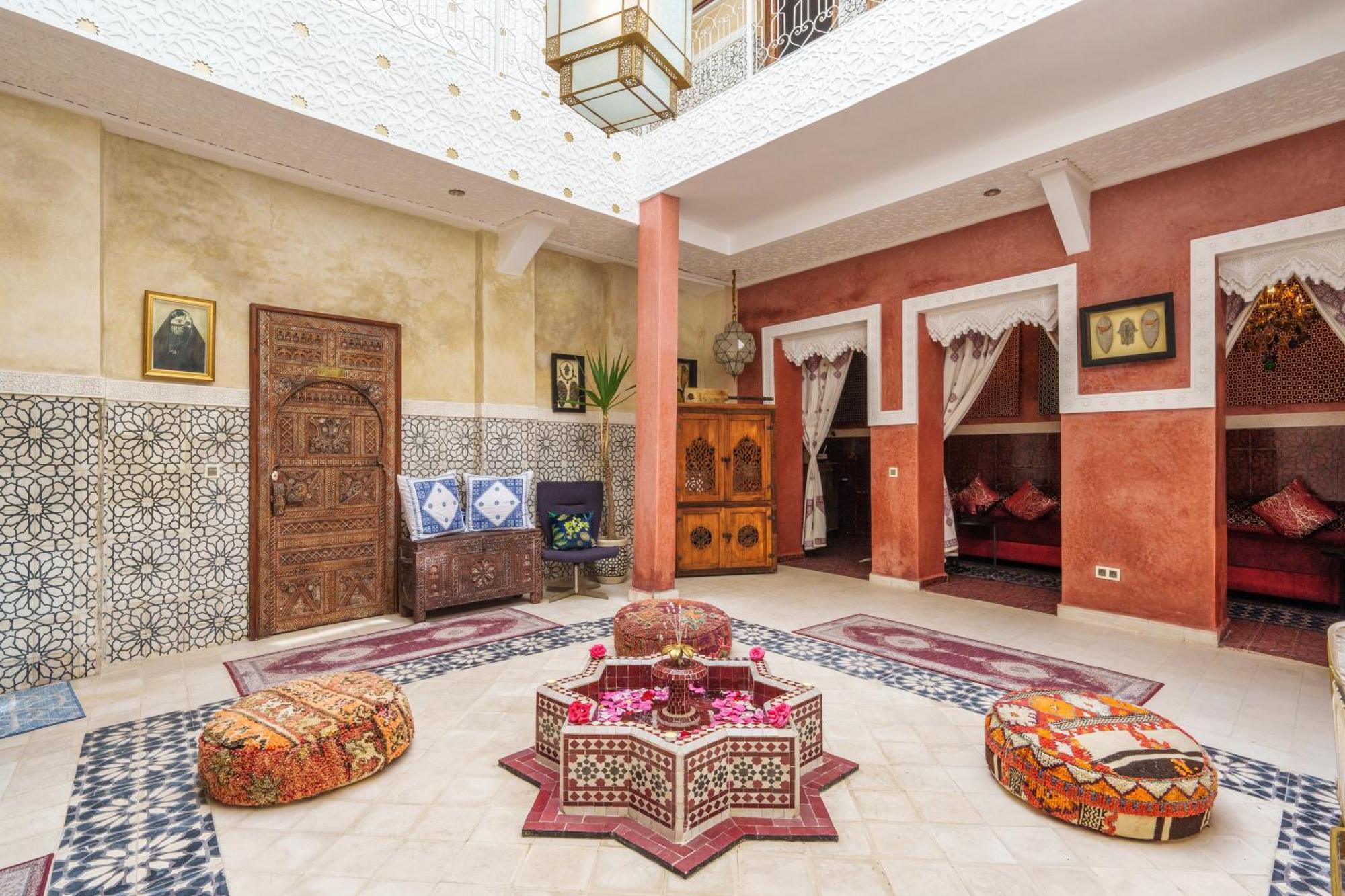 Riad La Fayette 7 Chambres - Petit Dejeuner Gratuit