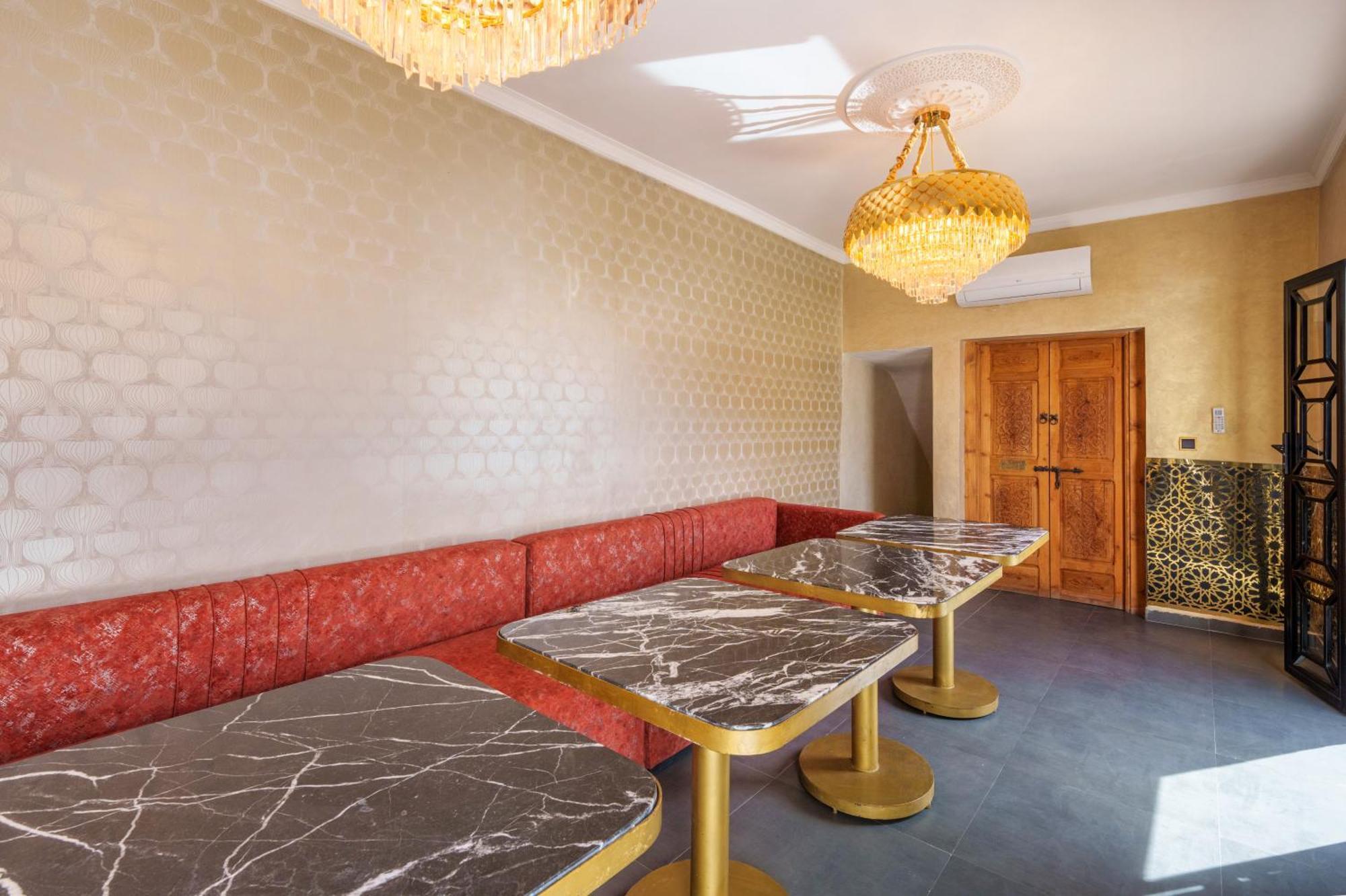 Riad La Fayette 7 Chambres - Petit Dejeuner Gratuit Riad