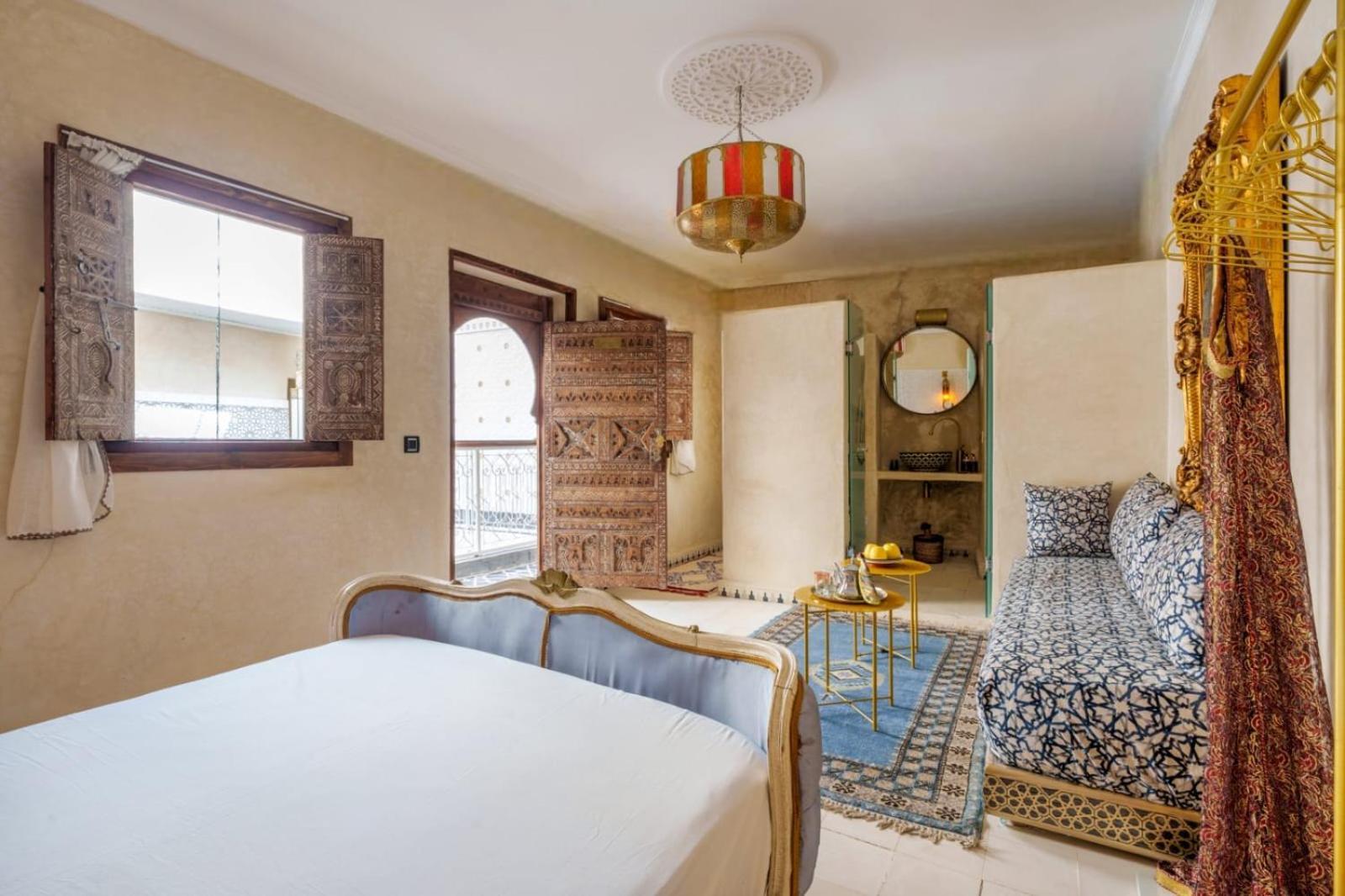 Riad La Fayette 7 Chambres - Petit Dejeuner Gratuit *
