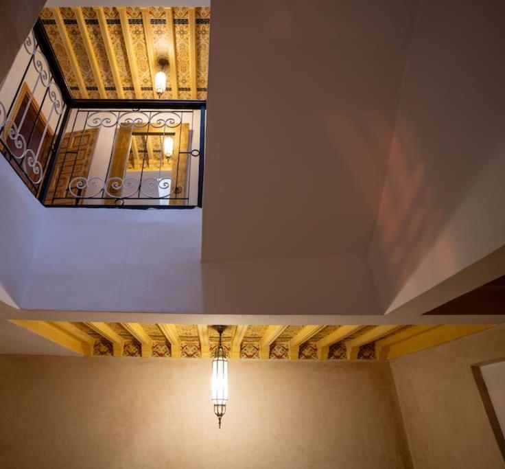 Authentic House In The Old Medina Of Marrakech Hébergement de vacances