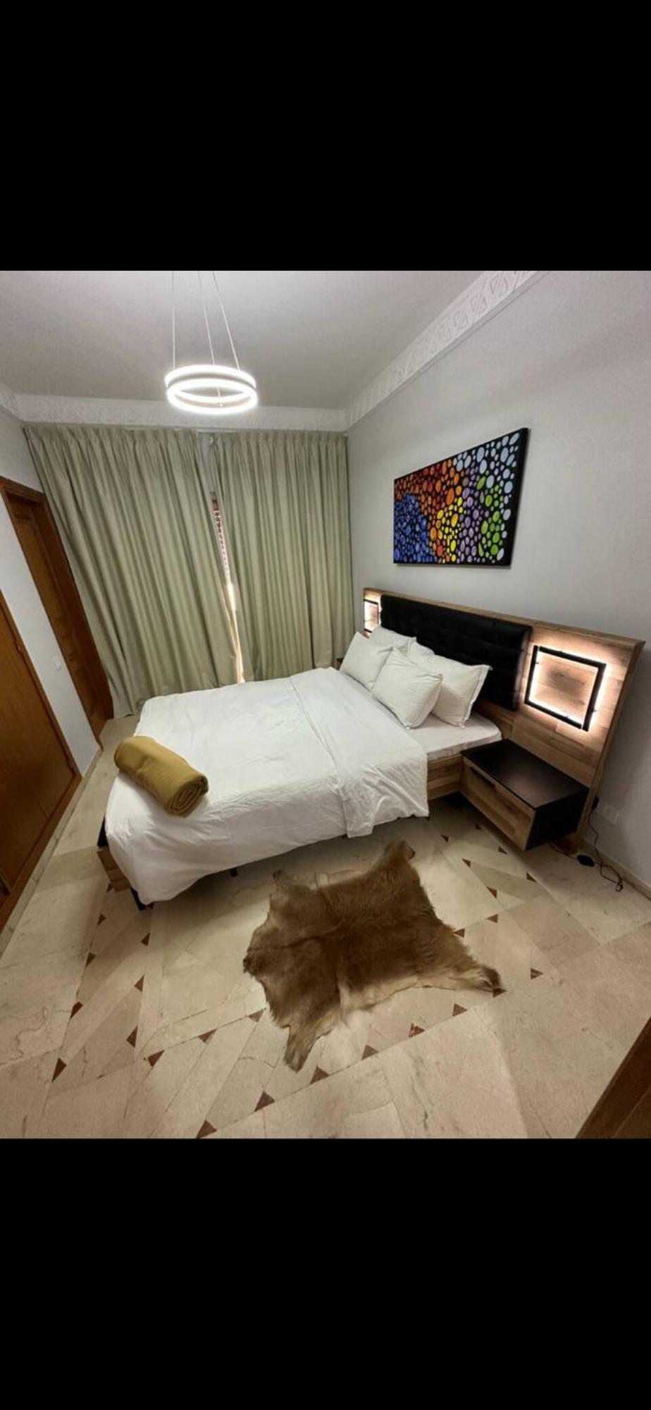 Apartment Lux Apt, Prime Location, Jacuzzi