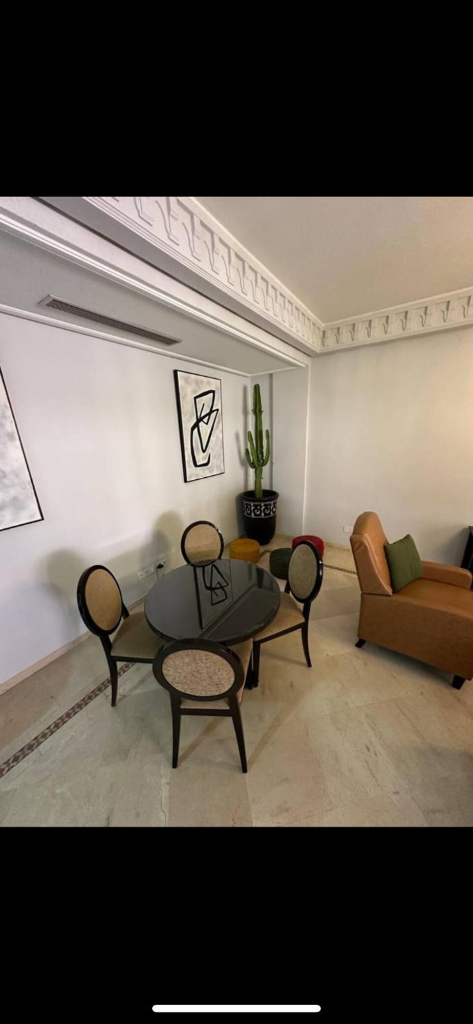 Lux Apt, Prime Location, Jacuzzi Apartamento