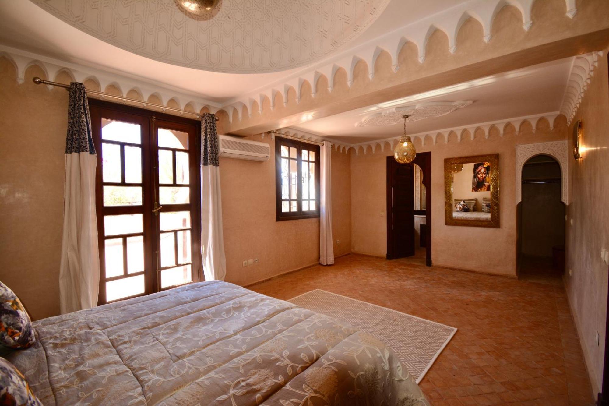Villa Familiale Dans Privee Au Coeur Dune Oliveraie Marrakesh