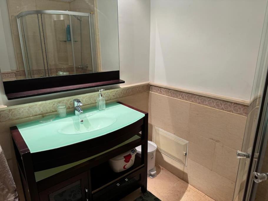 Avec Piscine Appartement