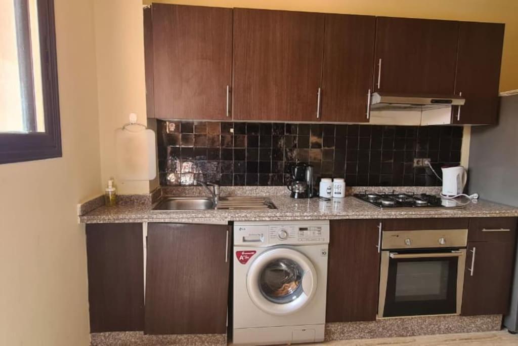 2 En Plein Centre Gueliz Marrakech Apartment *