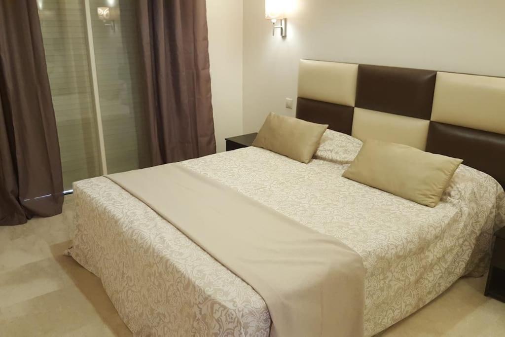 Apartment Centre Marrakech, 2 Pieces 55m2,clim,piscine