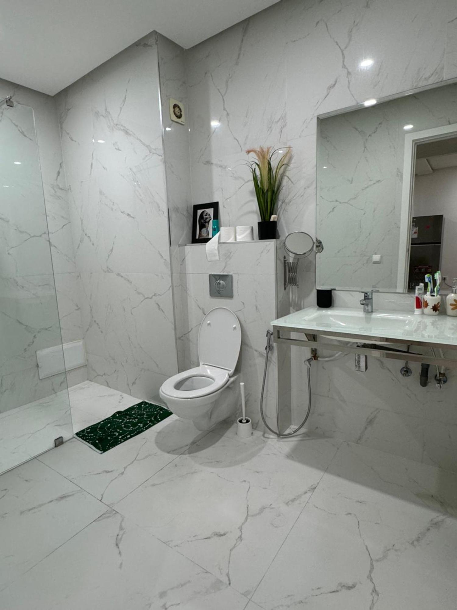 Apartamento Fresh Modern Flat With Spacious And Bathroom *